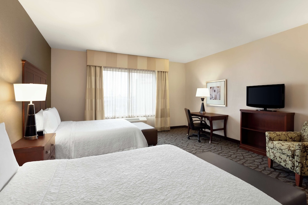 Hampton Inn & Suites Houston Pasadena - photo 10