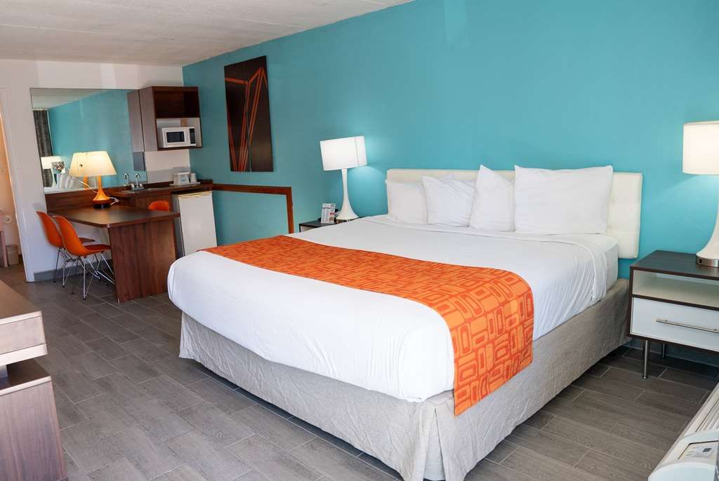Howard Johnson by Wyndham Clearwater Dunedin - photo 8