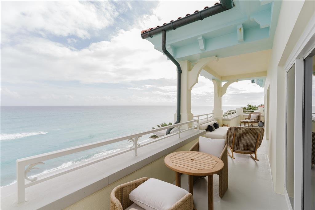 Eau Resort & Spa - photo 43
