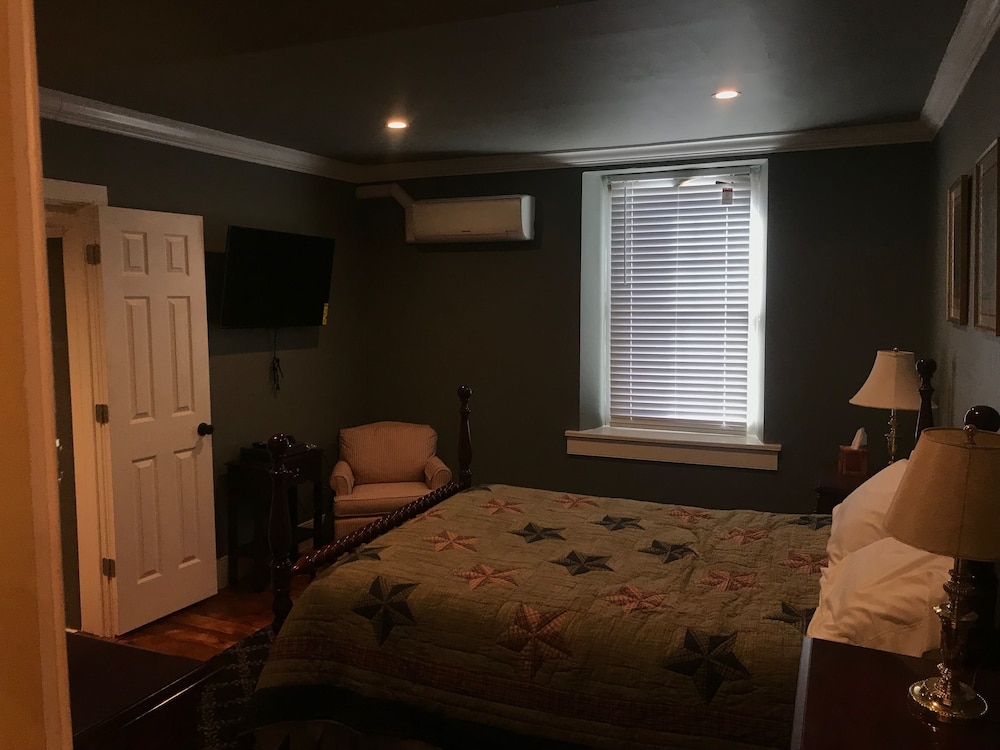 Stottsville Inn - photo 19