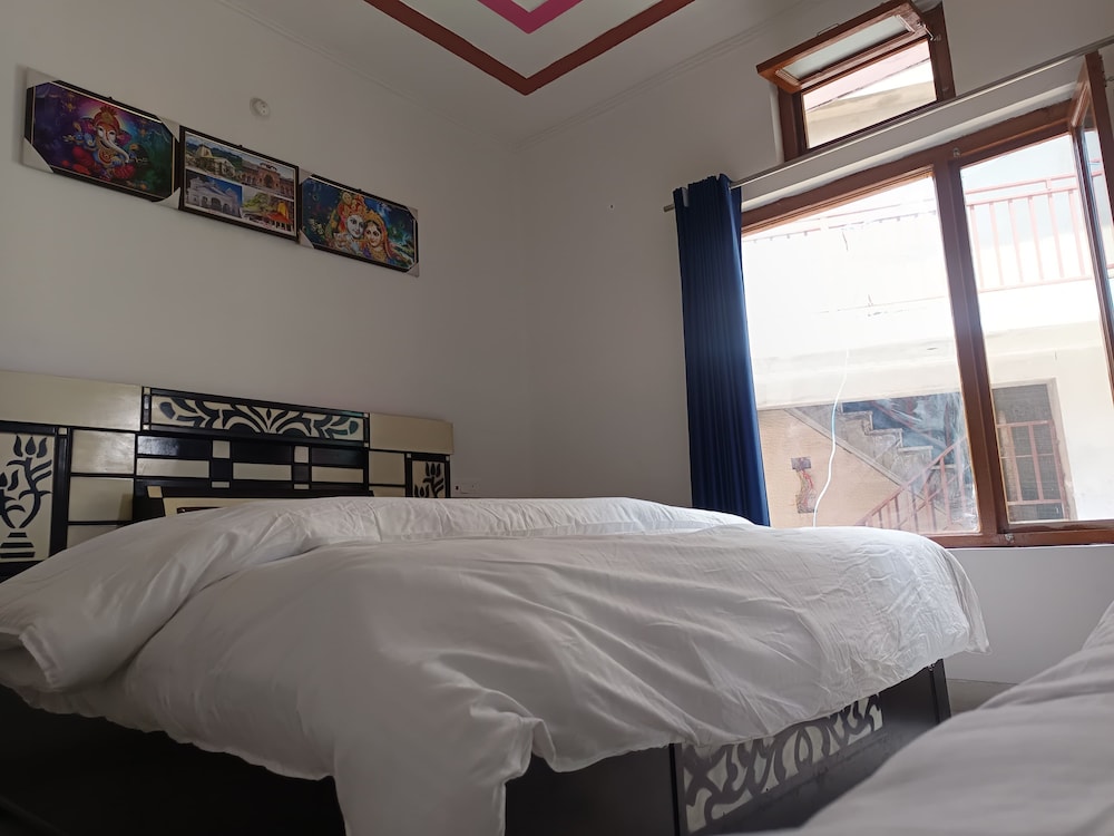 Hotel Lord Shiva — Barkot