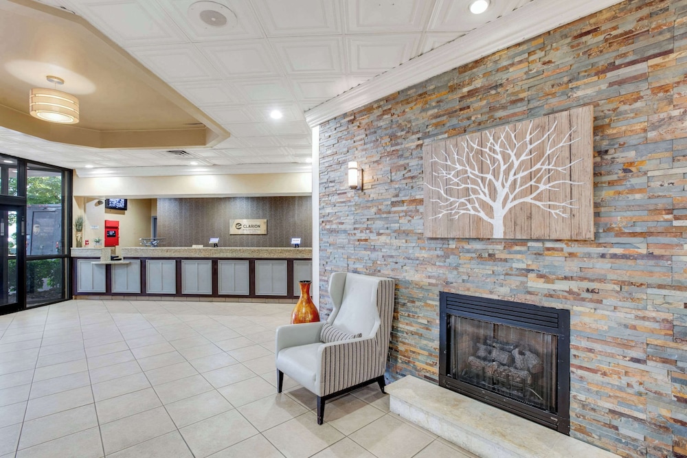Clarion Inn Asheville Airport - photo 5