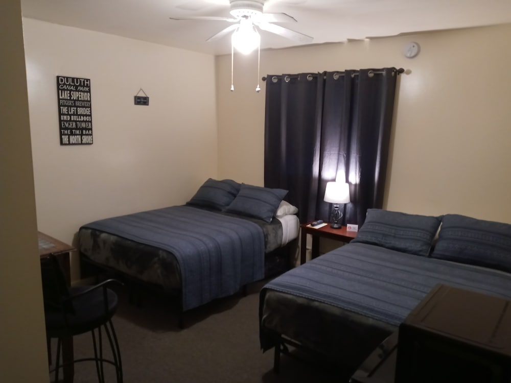 Voyageur Motel - photo 4