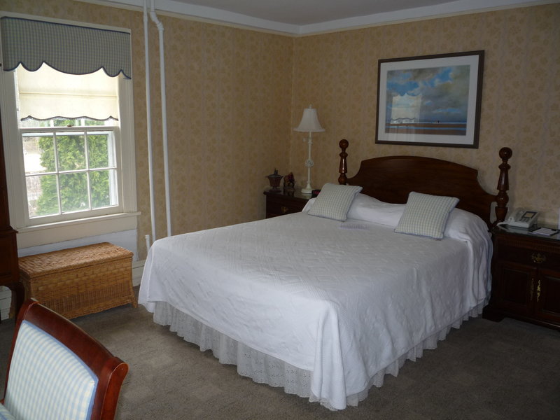 Roger Sherman Inn - photo 22