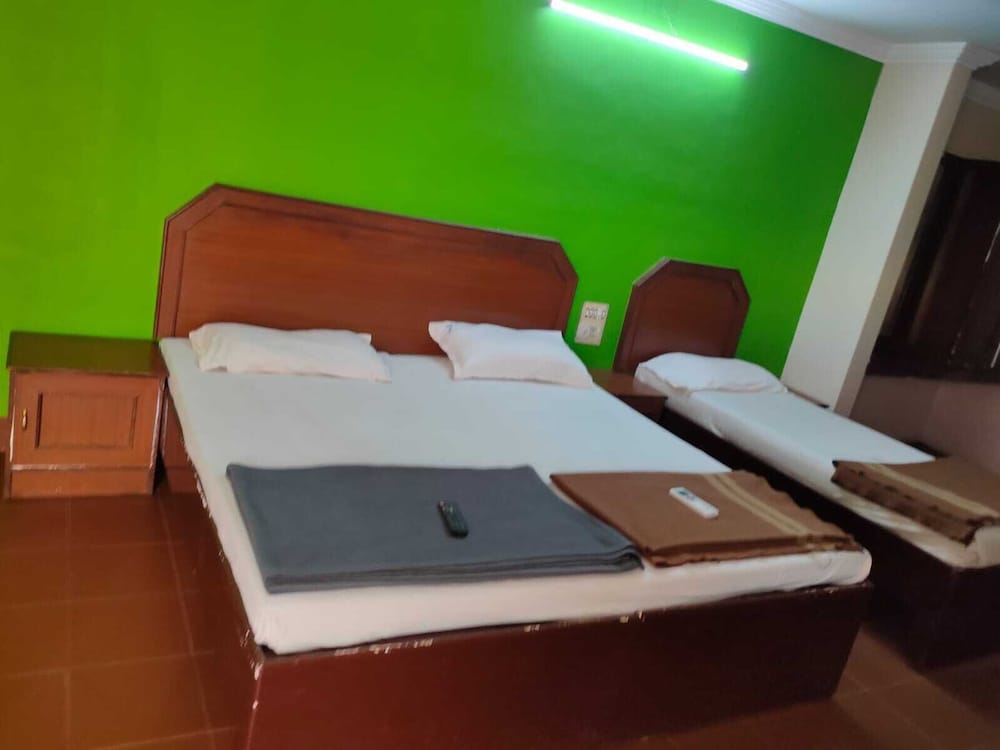 Anjana Hotels — Teni