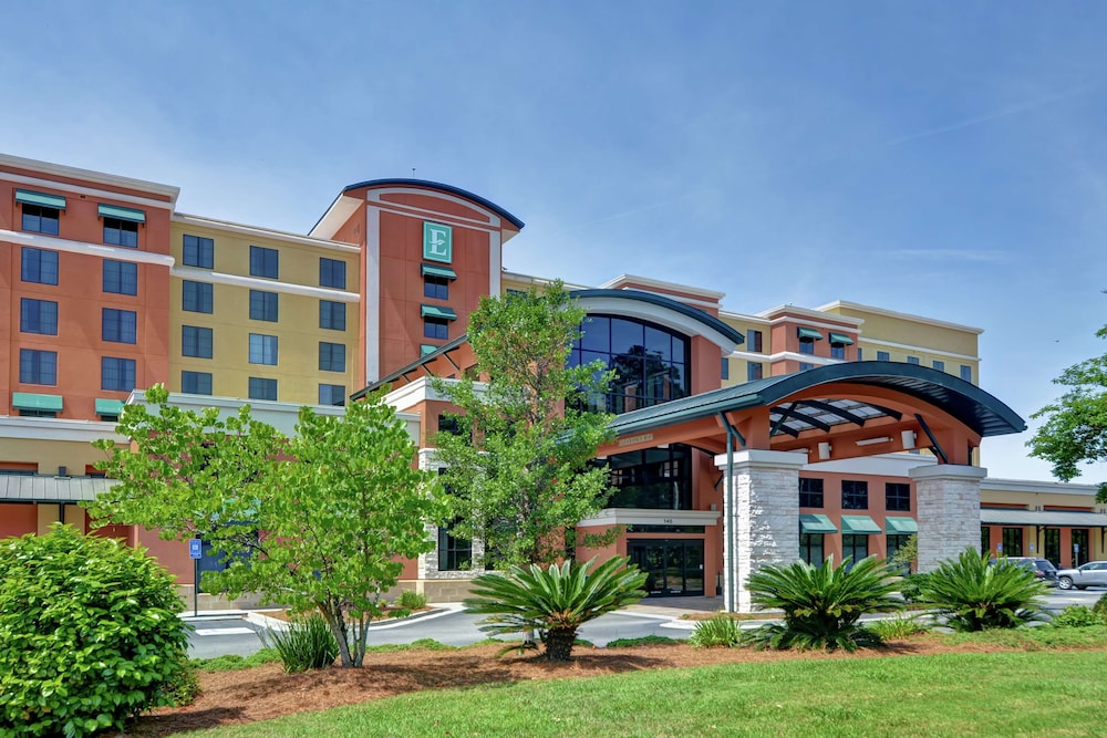 Embassy Suites by Hilton Savannah Airport in Savannah, United States