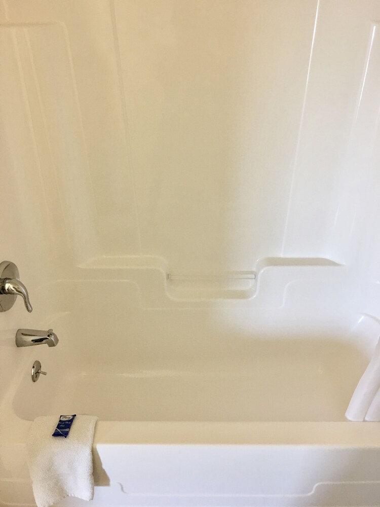 Thumb Heritage Inn - photo 42