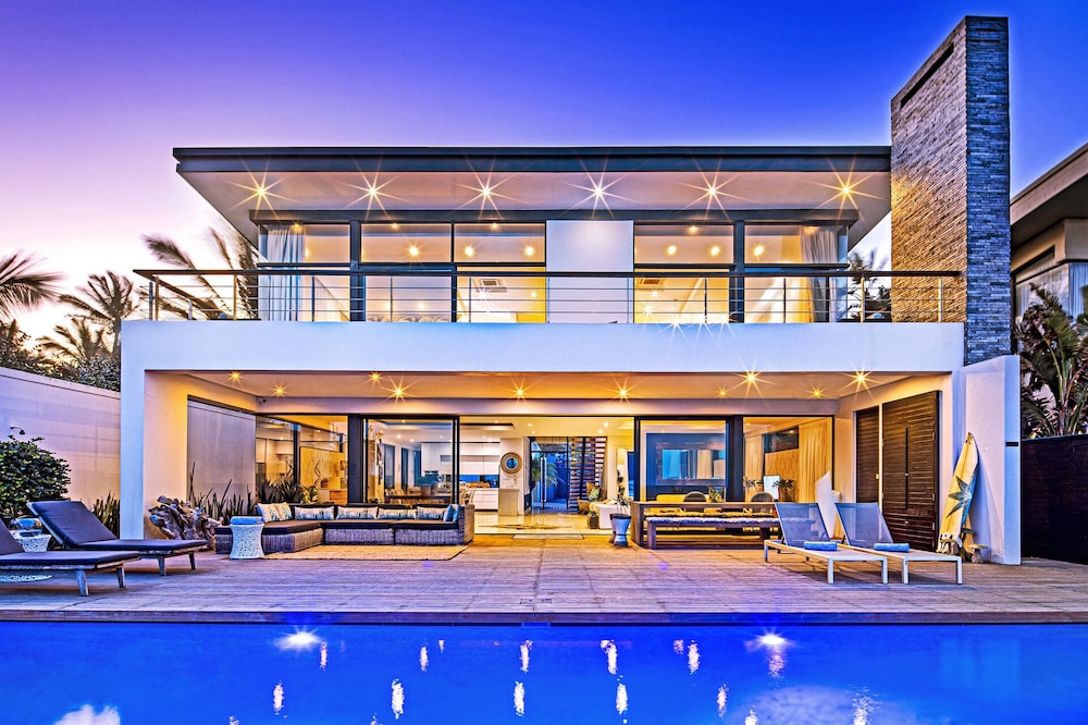 Dolphin Coast YOLO Spaces Beach House Villa — 4-Star Luxury Hotel in Ballito, South Africa