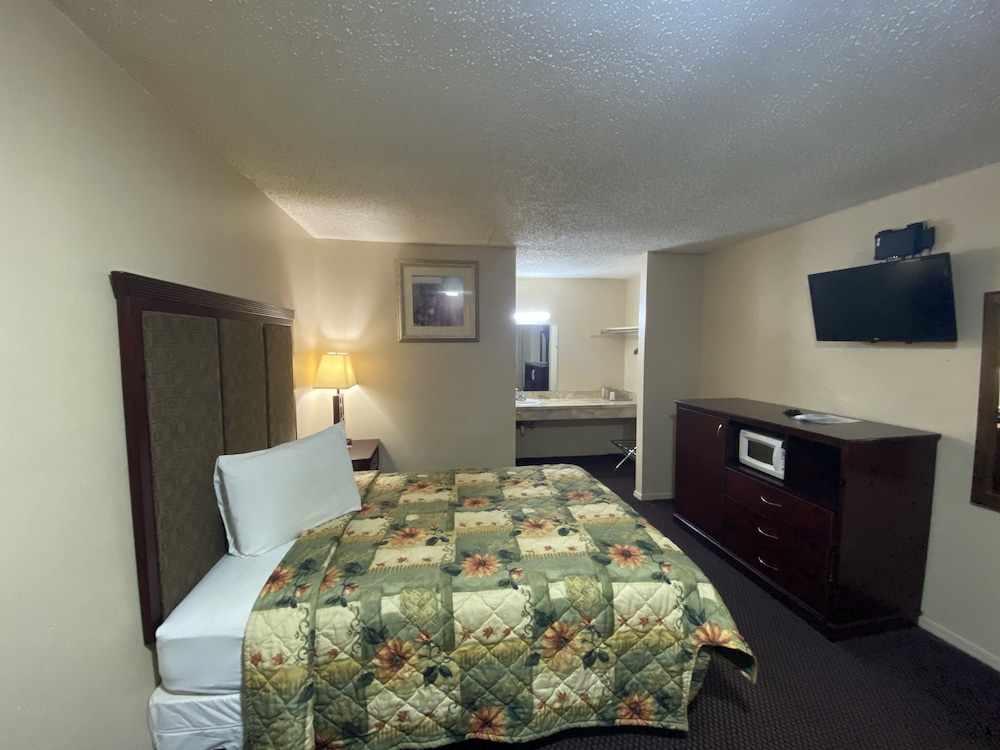 Century inn motel - photo 7