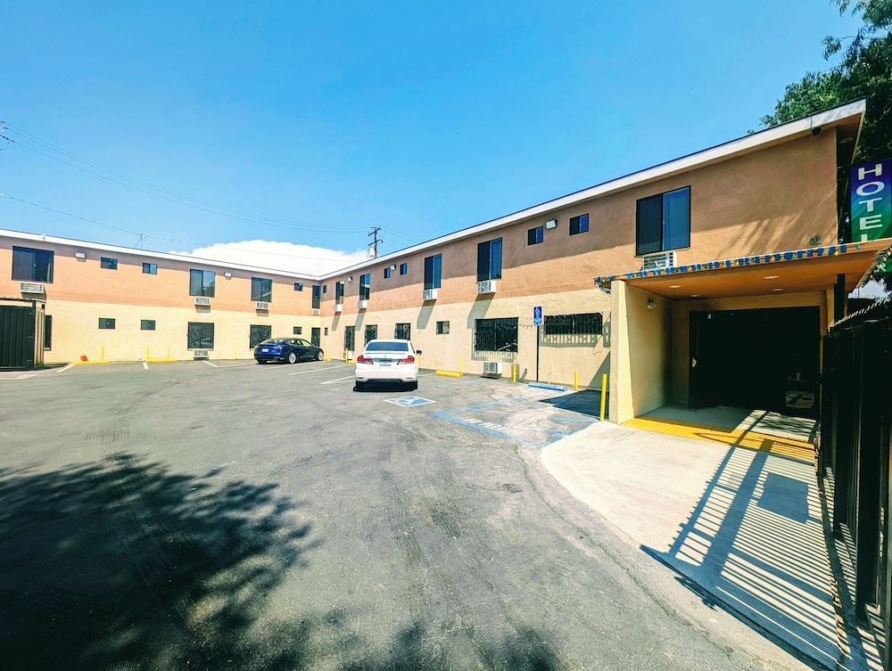 Star Inn Hotel — hotel in Maywood