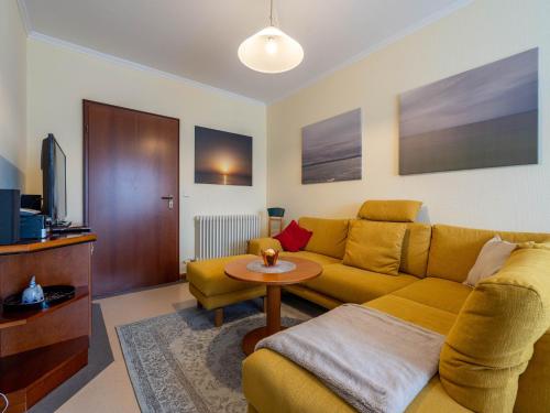 Dünenpark Binz Komfort Ferienwohnung mit 2 Schlafzimmern und Balkon im Dachgeschoss 031 — 4-Star Luxury Hotel in Ostseebad Binz, Germany