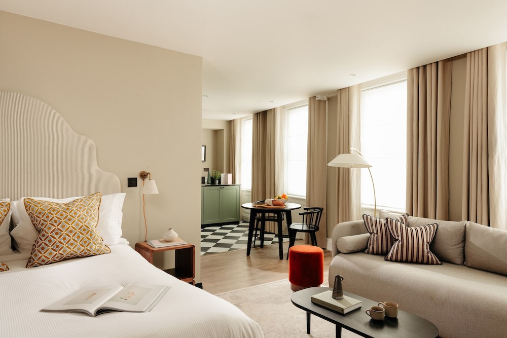 The Kings Wardrobe Serviced Apartments by BridgeStreet — 4-Star Luxury Hotel in London, United Kingdom