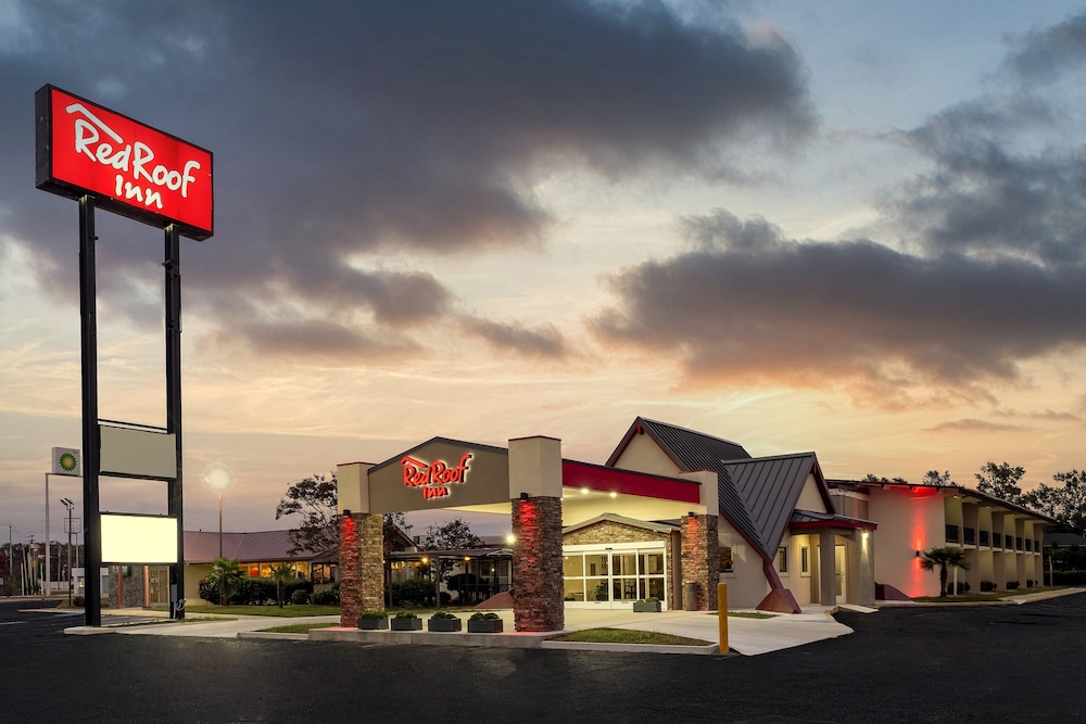 Red Roof Inn Lumberton - photo 24