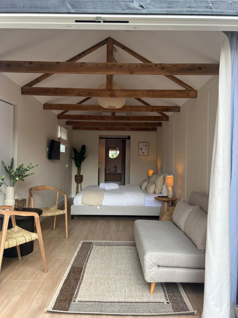 Huisje Marie — 4-Star Luxury Hotel in Zandvoort, Netherlands