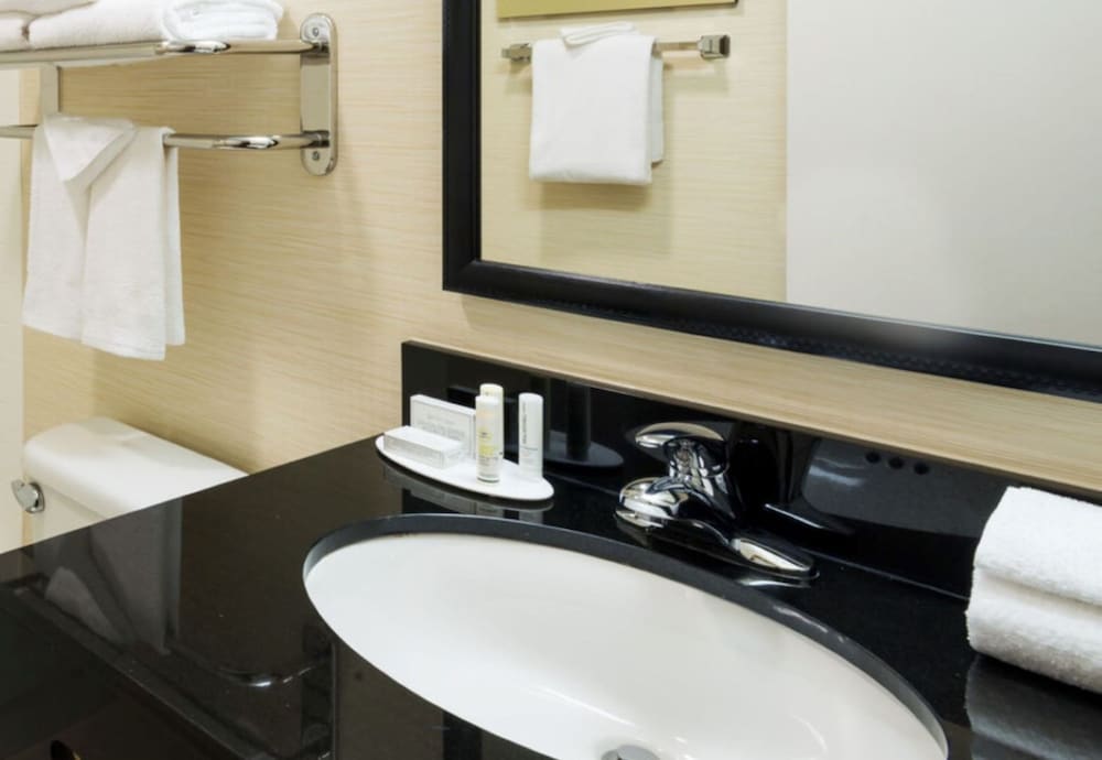 Fairfield Inn & Suites by Marriott Louisville Downtown - photo 15