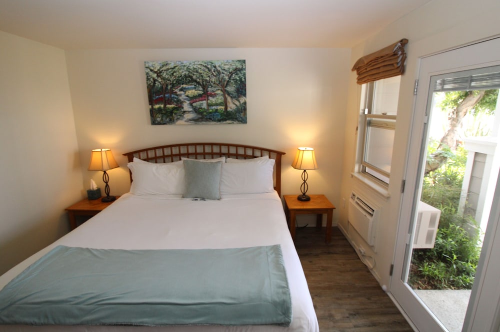 Back Bay Inn - photo 25