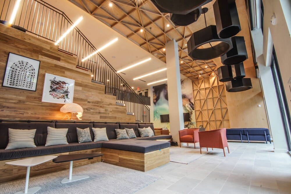 Travmo Parkside - carbon neutral hotel in Austin
