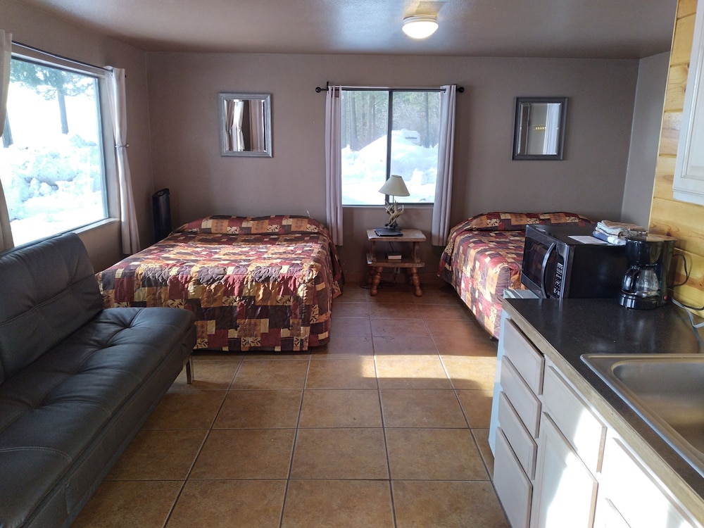 Silver Beach Resort — Natchez
