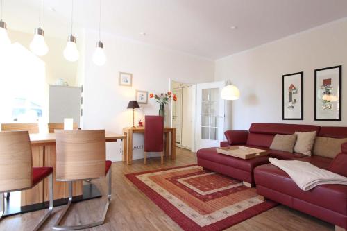 Haus Schaper Whg 4 OG — 4-Star Luxury Hotel in Kellenhusen, Germany