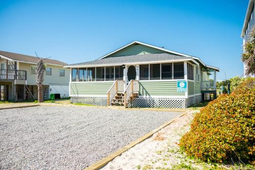 Jerseys Shore by Oak Island Accommodations - photo 42