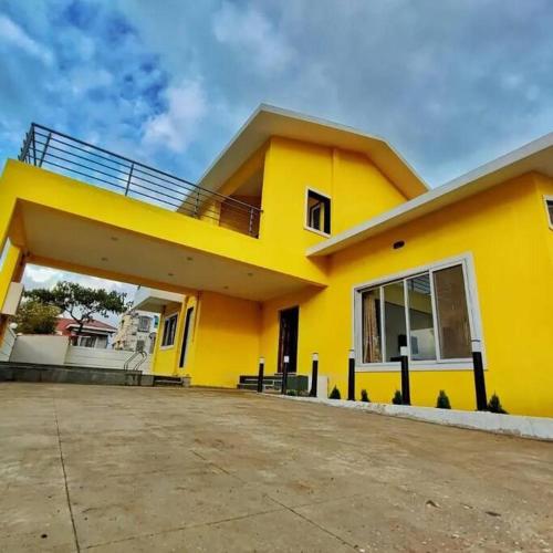 3BHK Marigold Villa near Lonavala — 5-Star Luxury Hotel in Pune, India