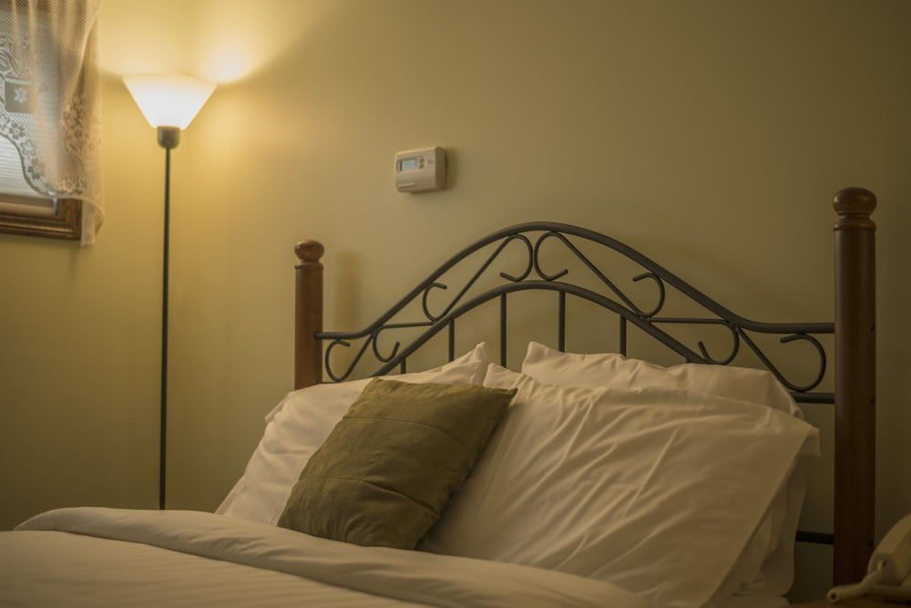 Sugarcreek Village Inn - photo 9