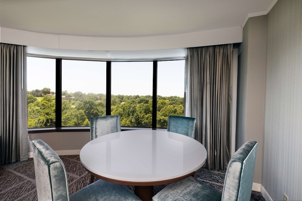 DoubleTree by Hilton Tulsa Warren Place - photo 41