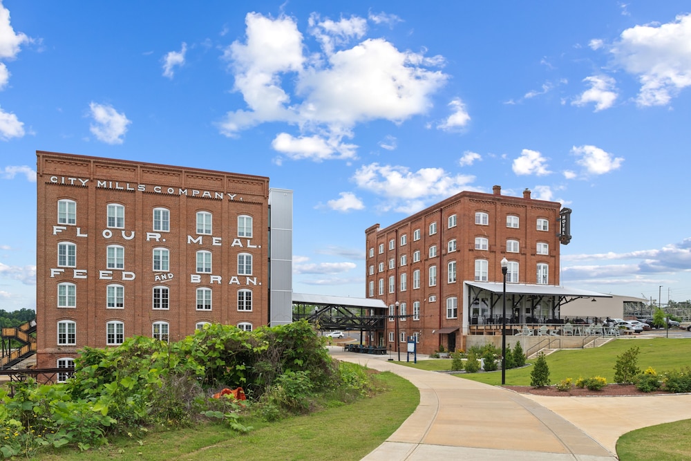 City Mills Hotel - photo 37