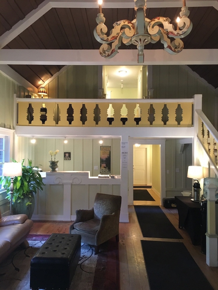 Highland Dell Lodge - photo 3