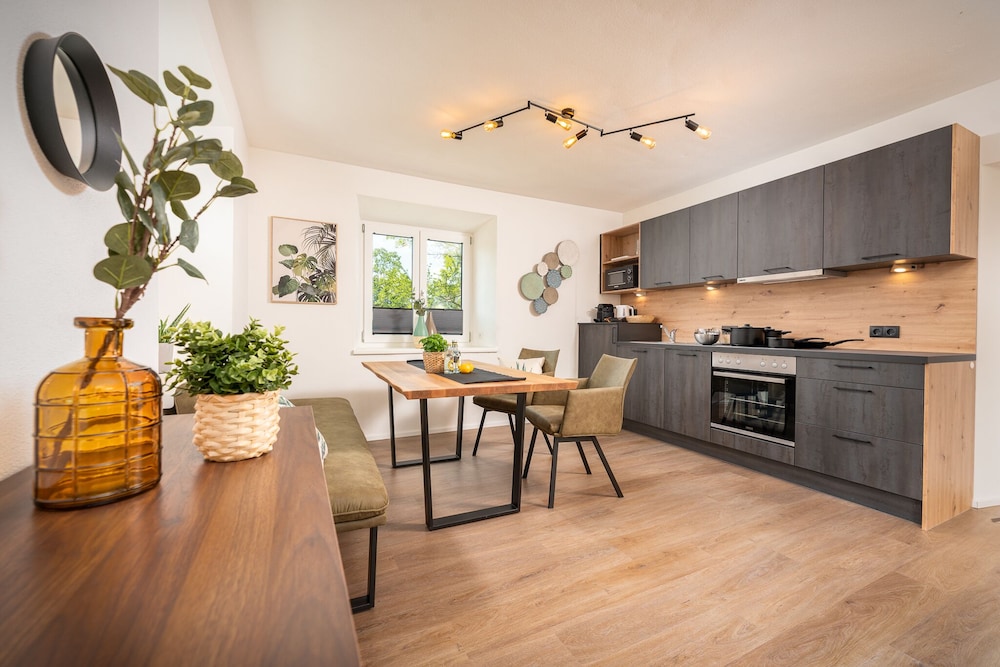 Seelos Alpine Easy Flats — 4-Star Luxury Hotel in Mieming, Austria
