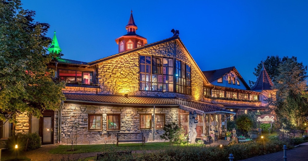 Wellnesshotel Seeschlochen — Senftenberg