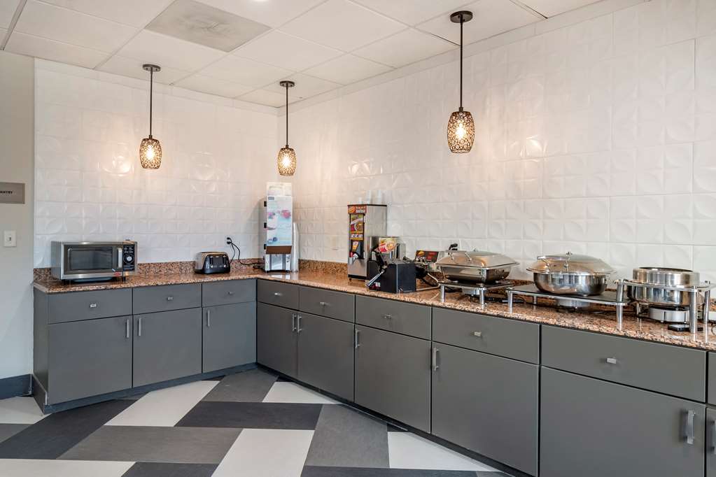 Best Western Plus Mckinney Inn & Suites - photo 41