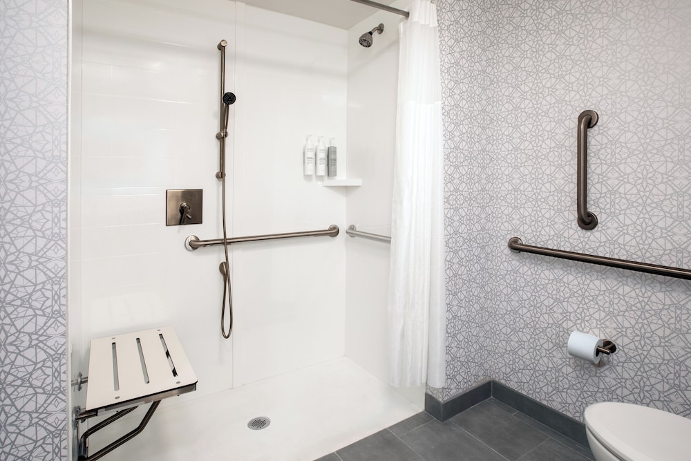 Hampton Inn & Suites by Hilton La Grande - photo 23