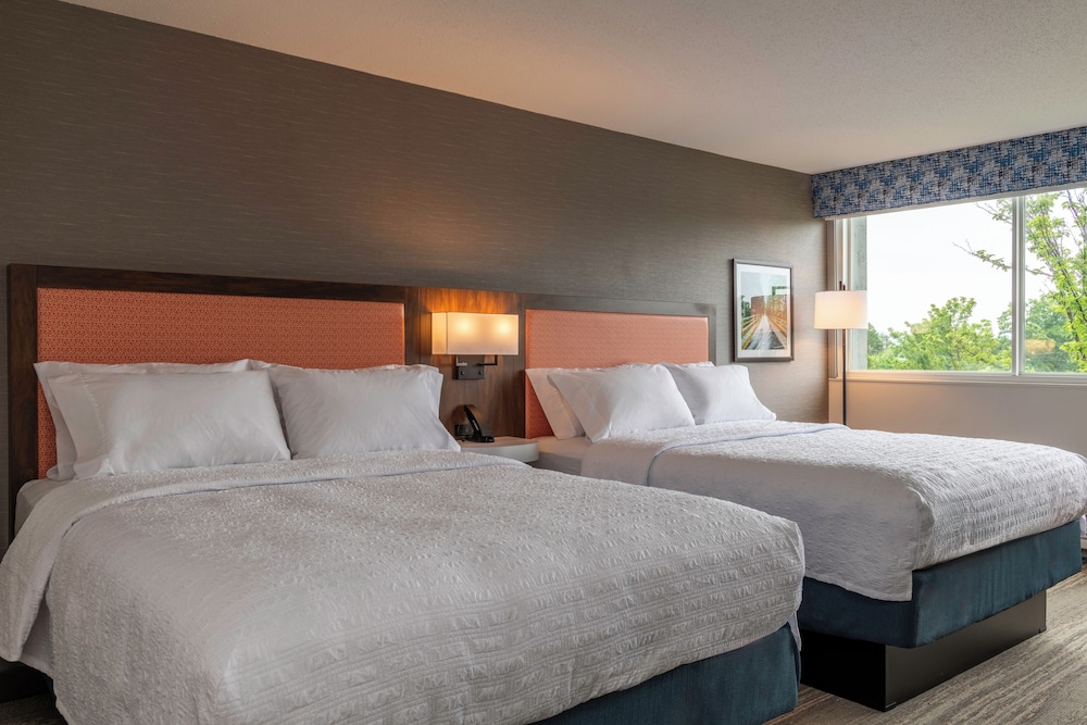 Hampton Inn by Hilton Manchester - photo 20