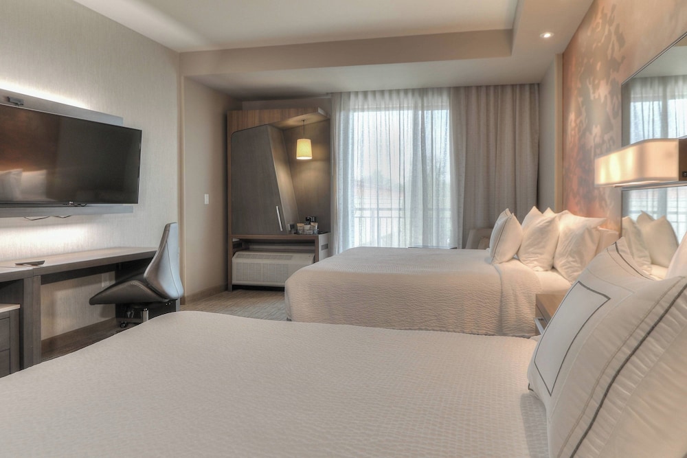 Courtyard by Marriott Pigeon Forge - photo 24