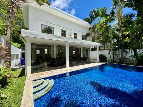 Miguel Villa by G Estate — 4-Star Luxury Hotel in Rawai, Thailand