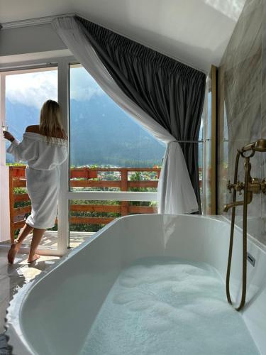 Casa Anitta — 4-Star Luxury Hotel in Busteni, Romania