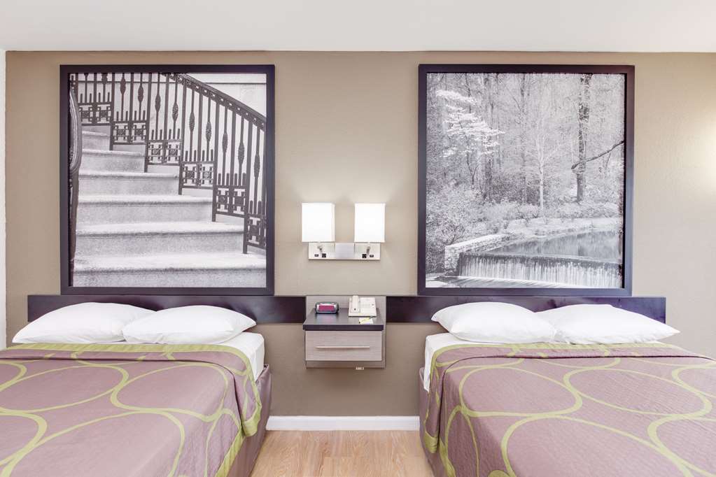 Super 8 by Wyndham Dalton - photo 10