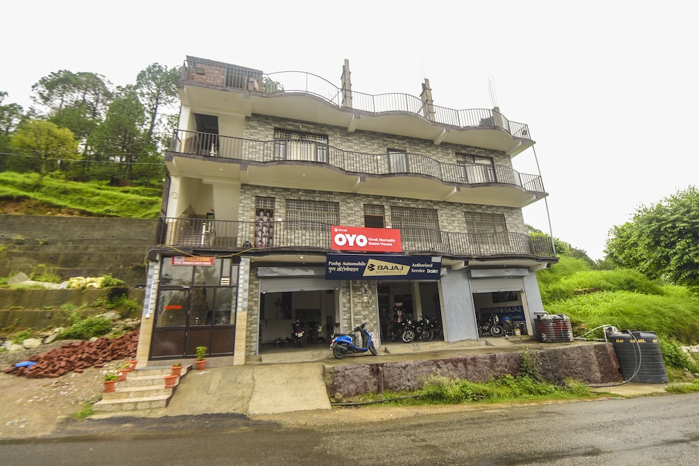OYO 15438 Vivek Nomadic in Dalhousie, India