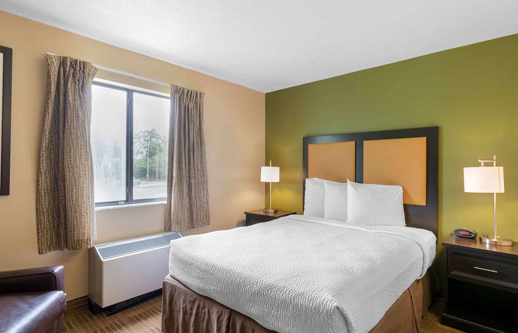 Extended Stay America Select Suites Atlanta Kennesaw - photo 7