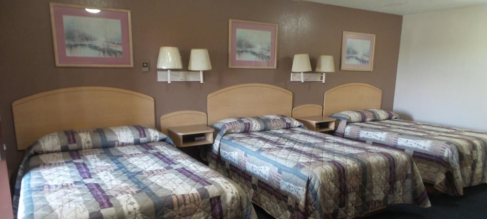 River's Edge Motel - photo 11
