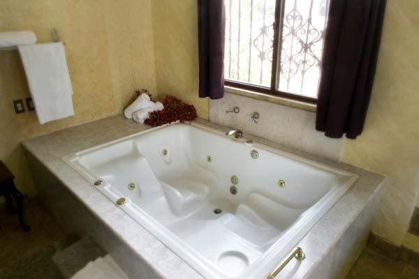 Gran Hotel Gran Restaurante Las Calandrias in Atlixco, Mexico