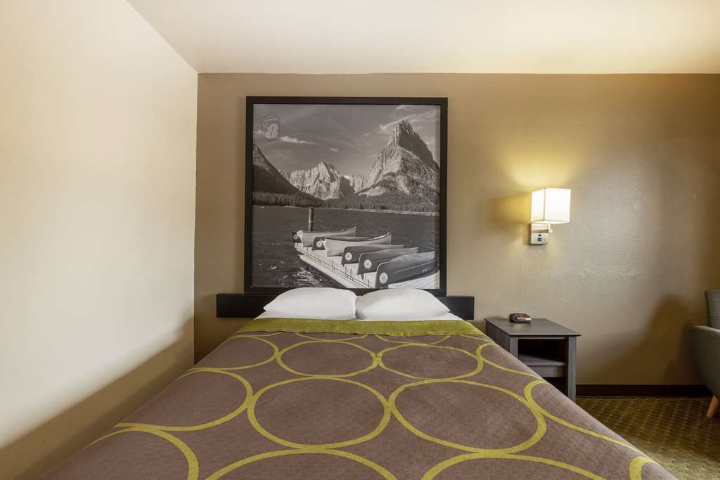 Super 8 by Wyndham Butte MT - photo 21