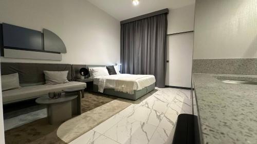 Vacationer I Mag Eye 920 Classy Studio Apartment in Meydan — 4-Star Luxury Hotel in Dubai, United Arab Emirates