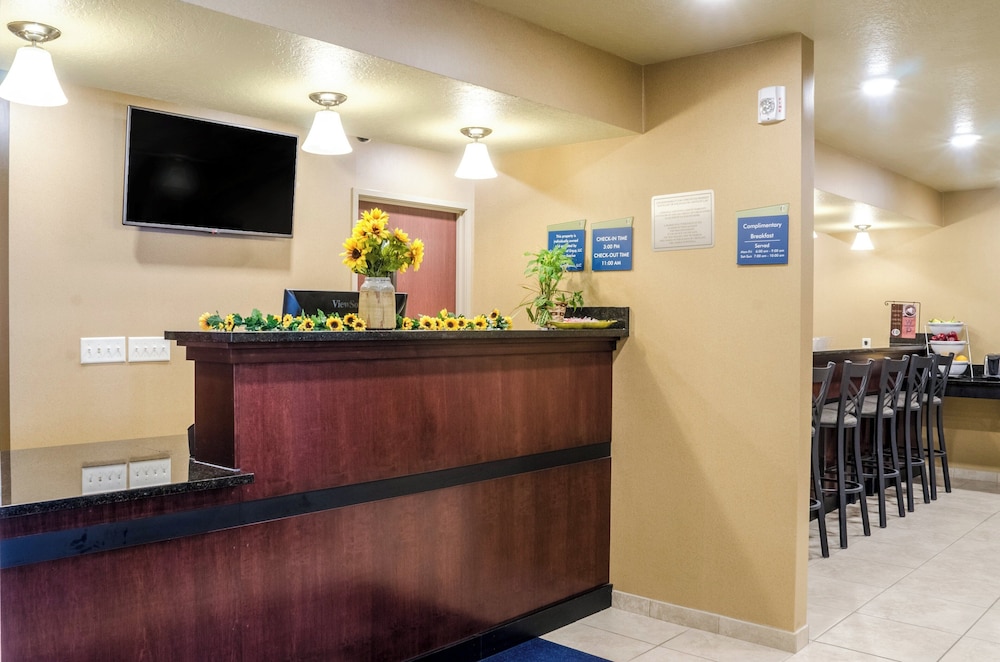 Cobblestone Inn & Suites Cambridge - photo 40