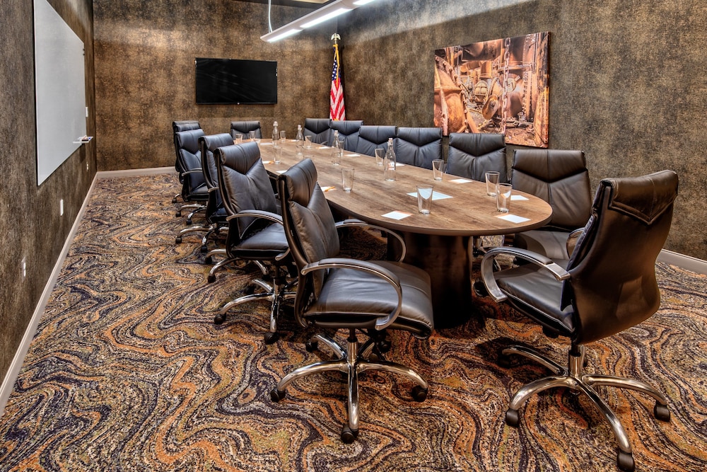 Hotel Indigo Pittsburgh University Oakland by IHG - photo 39