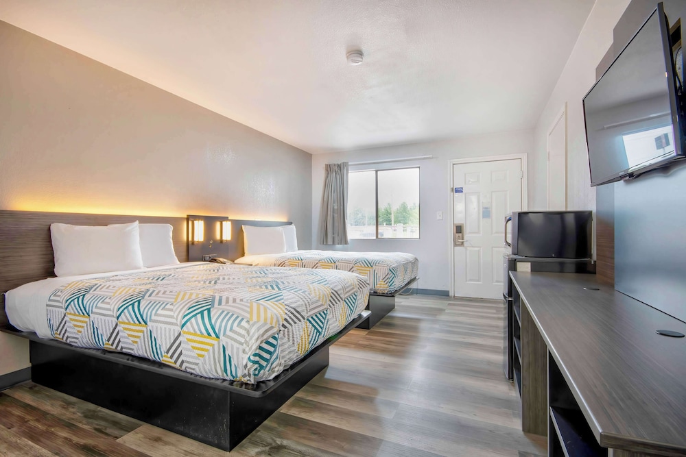 Motel 6 Texarkana TX - photo 20