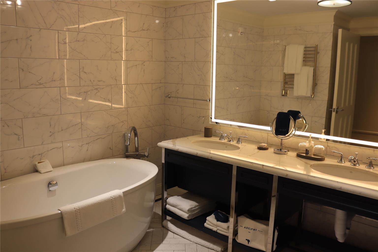 The Adelphi Hotel - photo 41