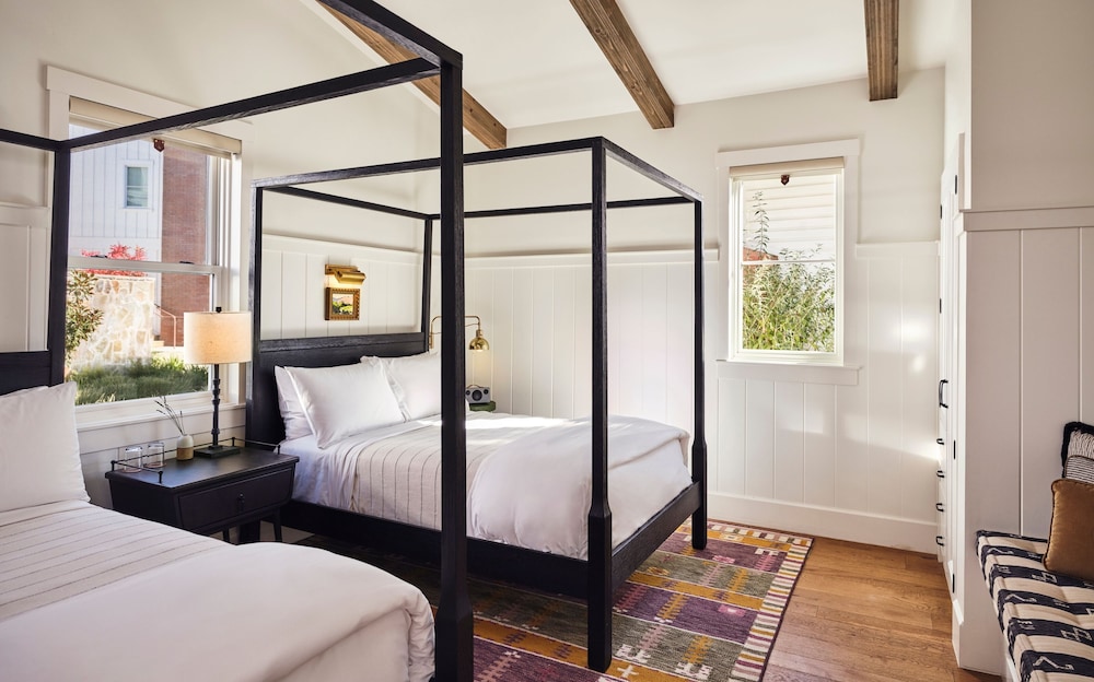 The Inn at Mattei's Tavern Auberge Collection - photo 35