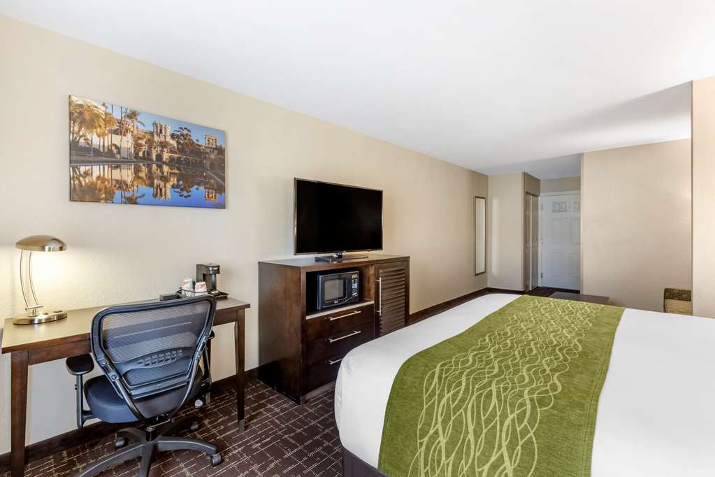 Comfort Inn San Diego Old Town - photo 17